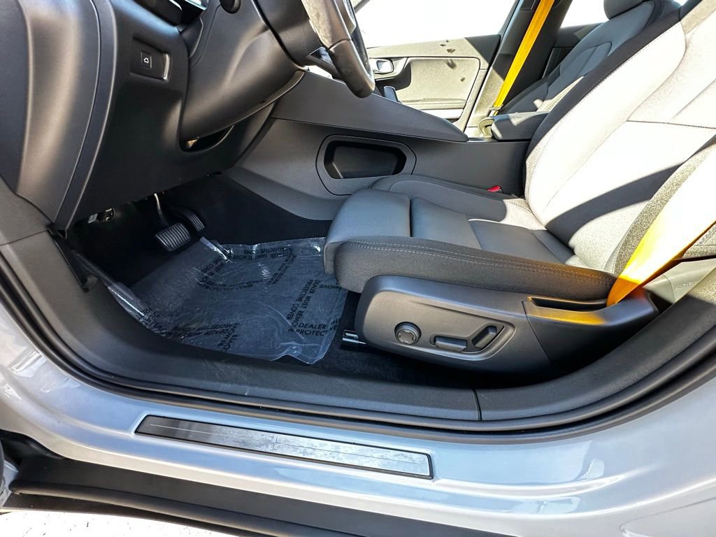 Used 2023 Polestar Polestar 2 AWD/4WD image 12