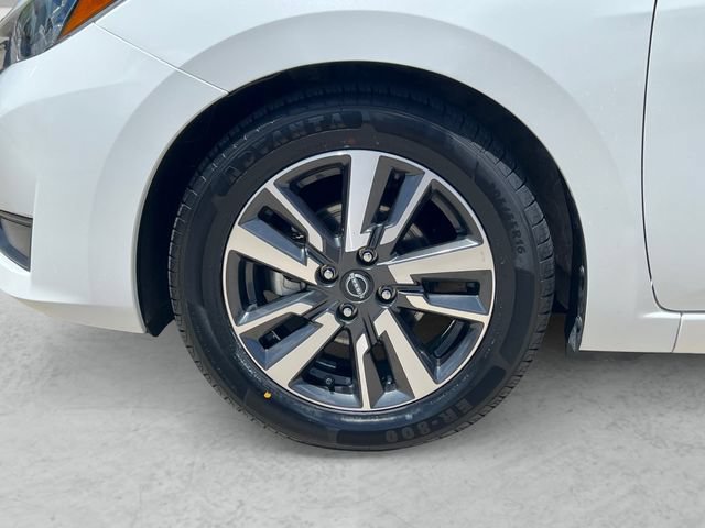 Used 2025 Nissan Versa SV FWD image 23