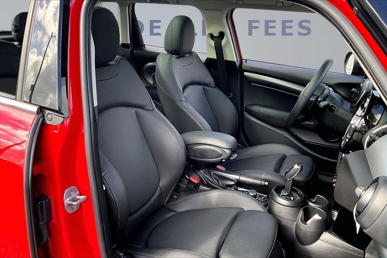 Used 2023 MINI Cooper S image 29