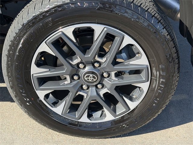 Used 2025 Toyota Tundra Limited image 8