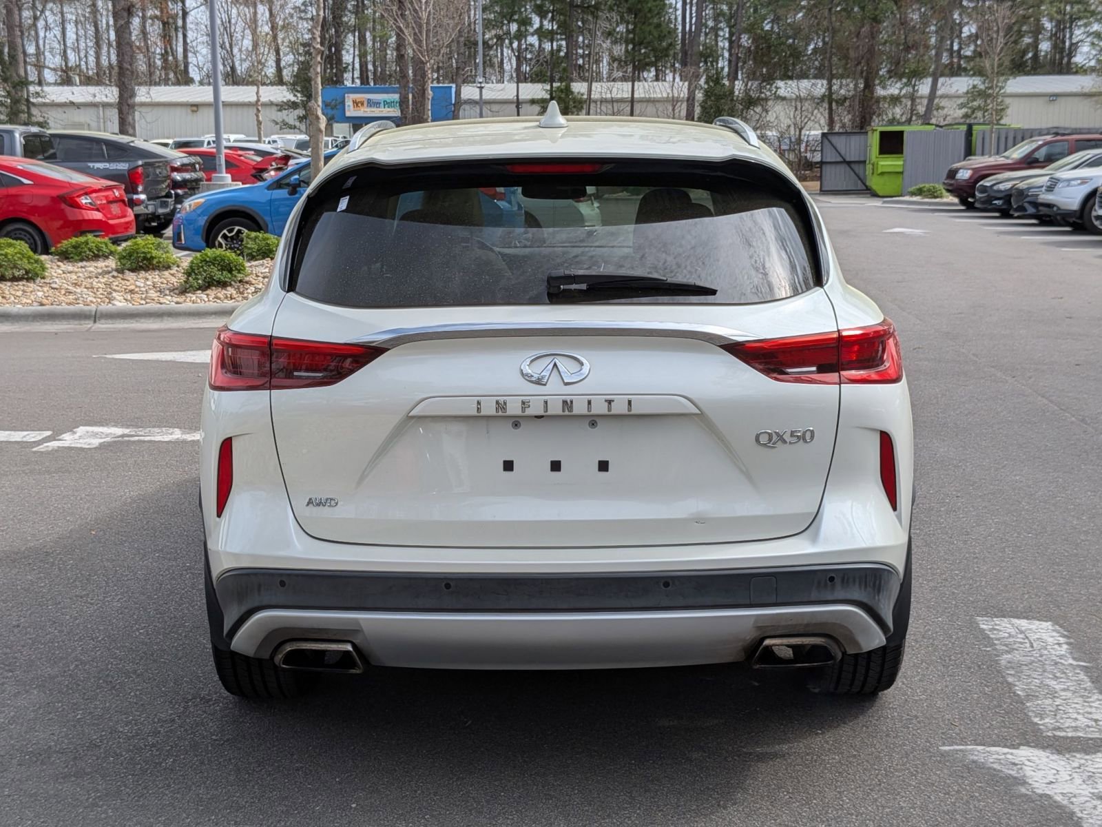 Used 2019 INFINITI QX50 Essential w/ Premium Heat Package image 4