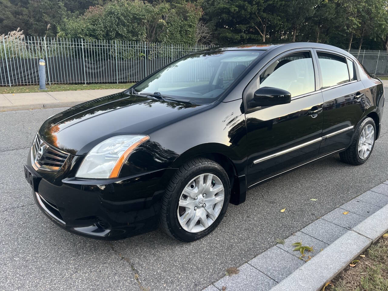 Used 2012 Nissan Sentra 2.0 S image 5