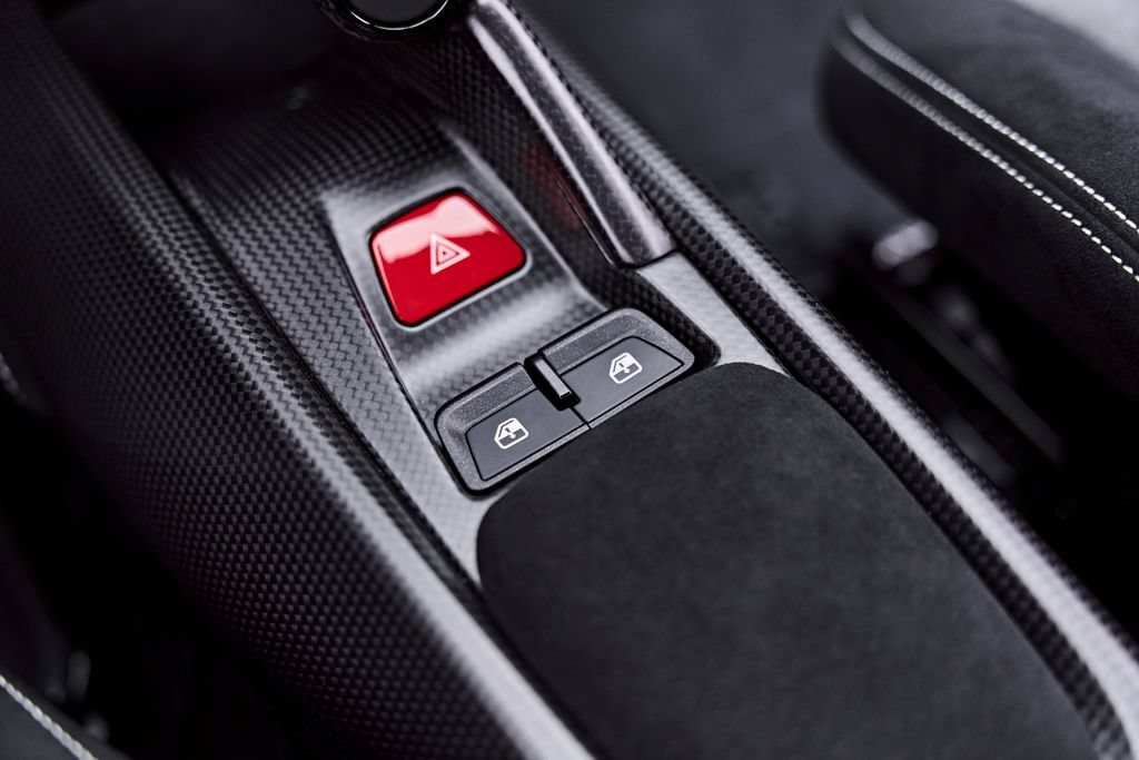 Used 2020 Ferrari 488 Pista Coupe RWD image 90
