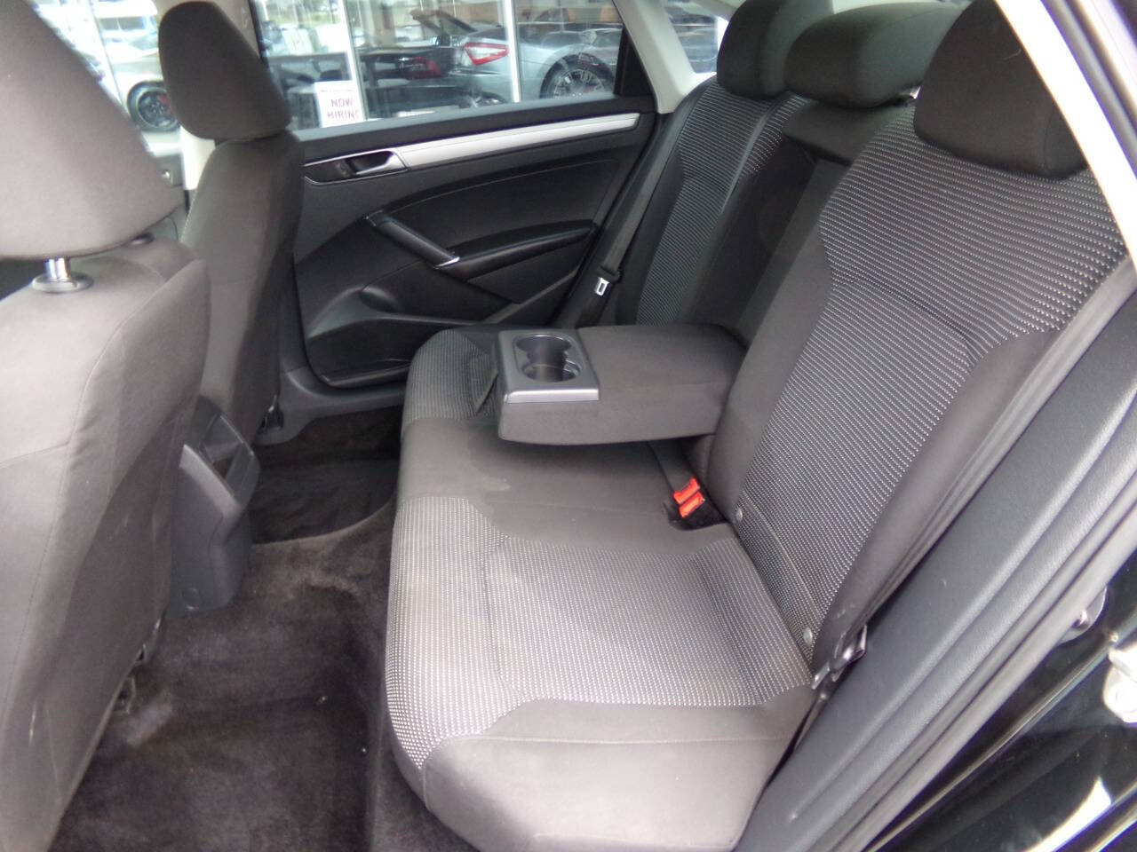 Used 2016 Volkswagen Passat 1.8T S FWD image 17