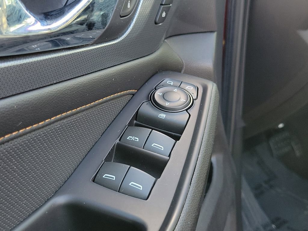 Used 2018 Chevrolet Traverse Premier w/ Driver Confidence II Package image 21