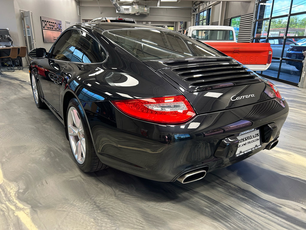 Used 2009 Porsche 911 Carrera RWD image 27