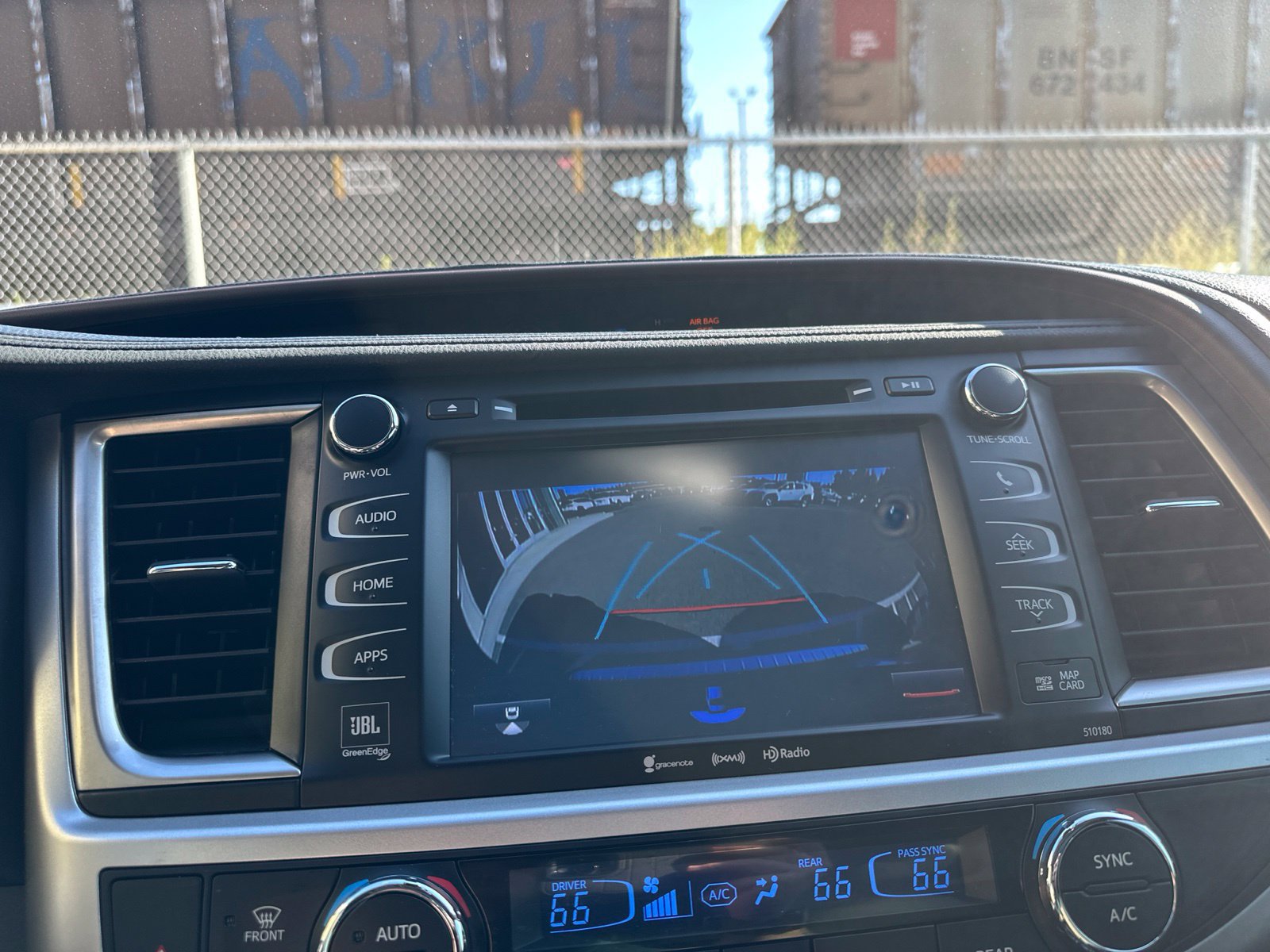 Used 2017 Toyota Highlander Limited Platinum FWD image 65