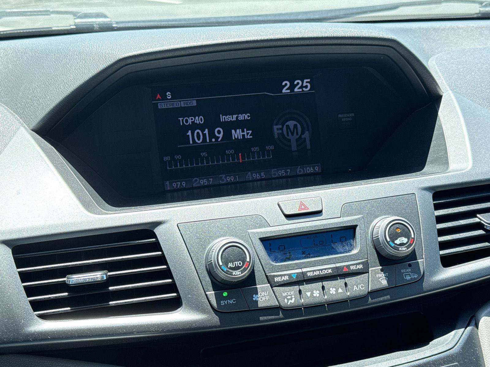 Used 2012 Honda Odyssey EX image 34