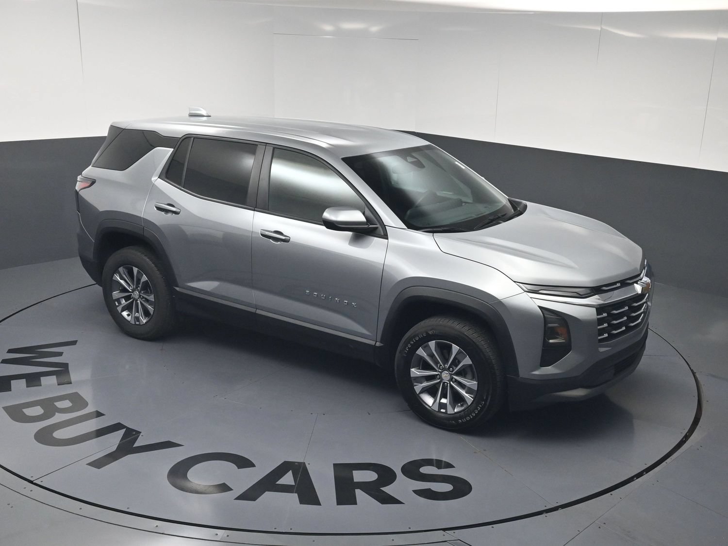 Used 2026 Chevrolet Equinox LT FWD image 32