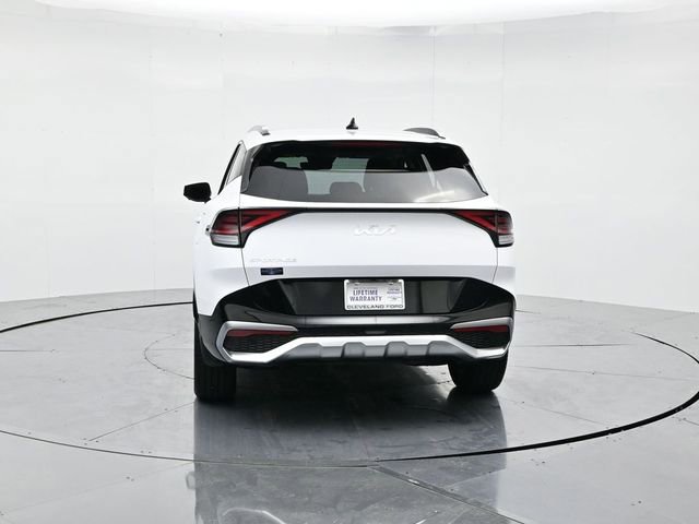 Used 2025 Kia Sportage SX image 9