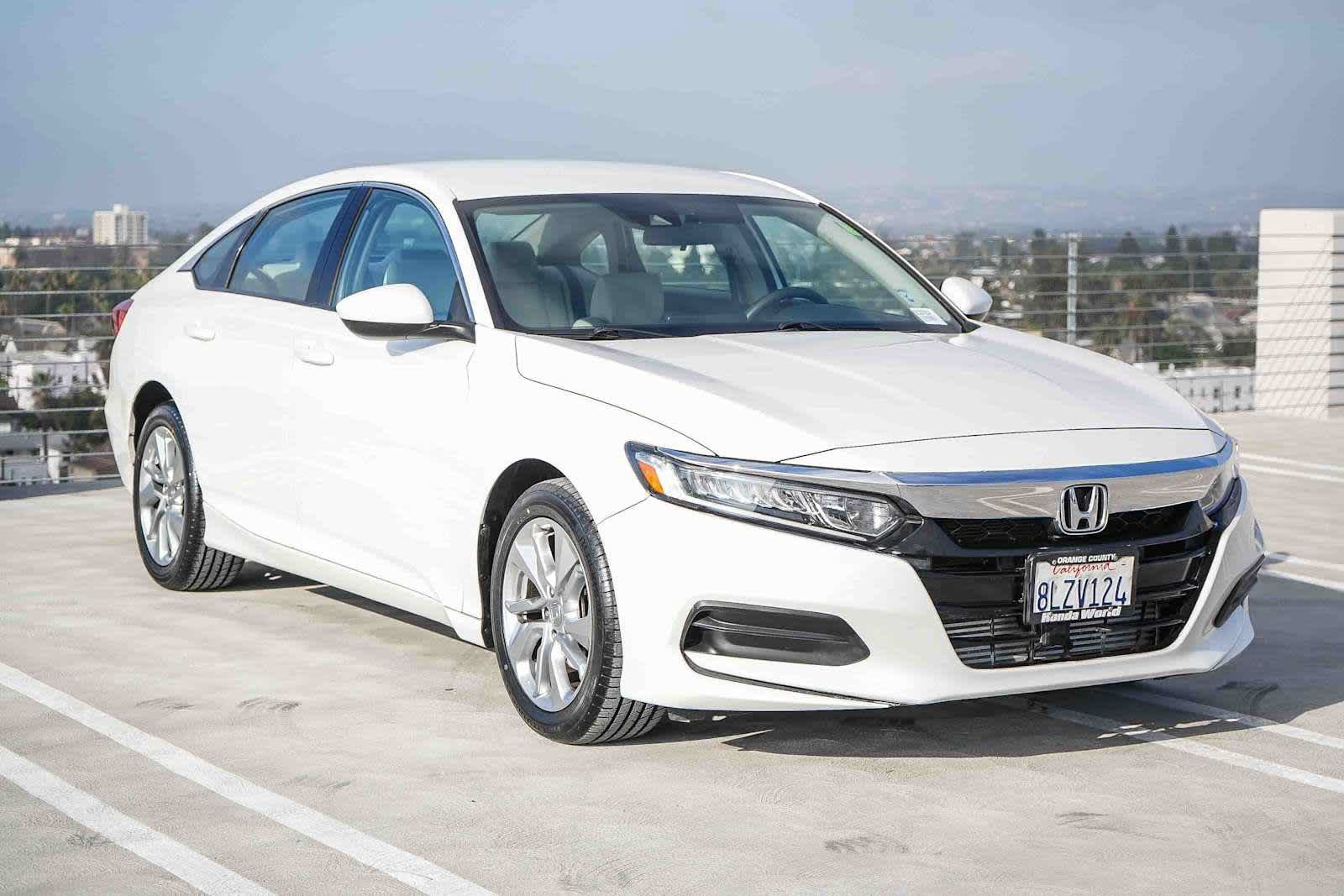Used 2019 Honda Accord LX image 3