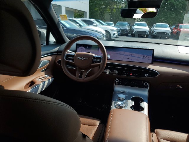 Certified 2026 Genesis GV70 2.5T Advanced AWD/4WD image 24