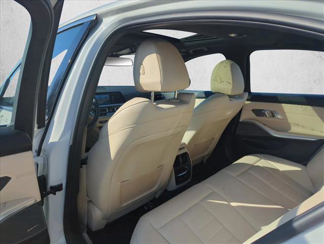 Used 2019 BMW 330i xDrive Sedan w/ Premium Package image 19