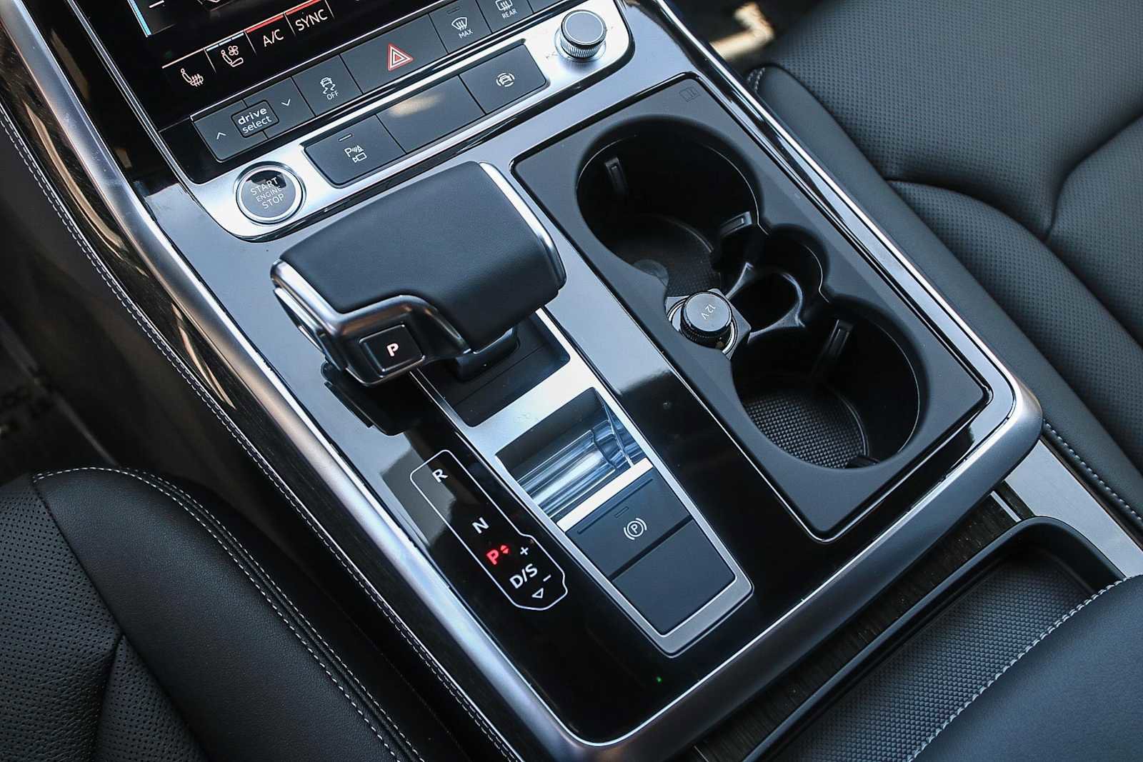 Used 2025 Audi Q7 3.0T Premium Plus image 21