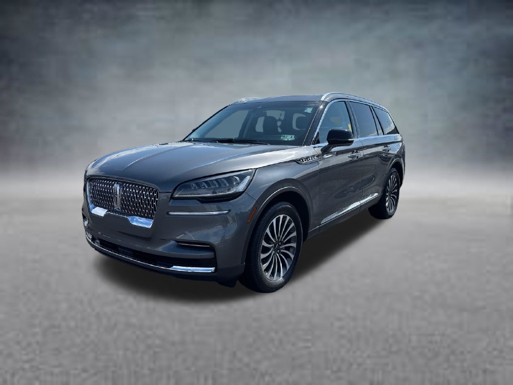 Used 2023 Lincoln Aviator AWD w/ Premium Package image 2
