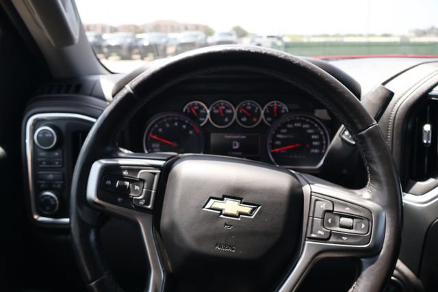Used 2021 Chevrolet Silverado 1500 LT w/ Z71 Off-Road Package AWD/4WD image 12