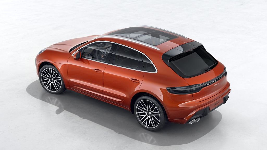 Certified 2025 Porsche Macan AWD/4WD image 12
