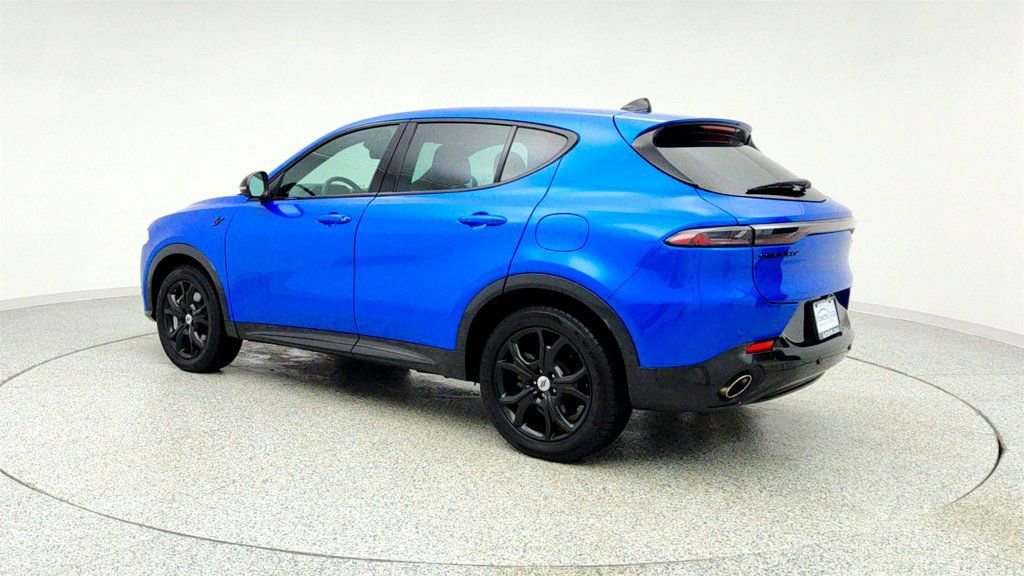 Used 2024 Dodge Hornet R/T Plus w/ R/T Blacktop Package AWD/4WD image 7