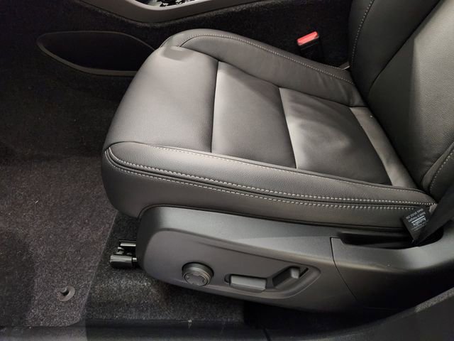 New 2026 Volvo XC40 B5 Core image 24