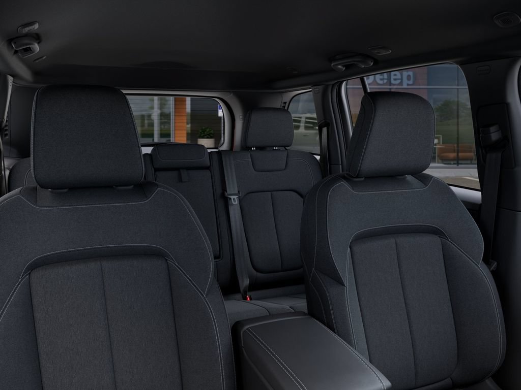 New 2026 Jeep Grand Cherokee Laredo X AWD/4WD image 27
