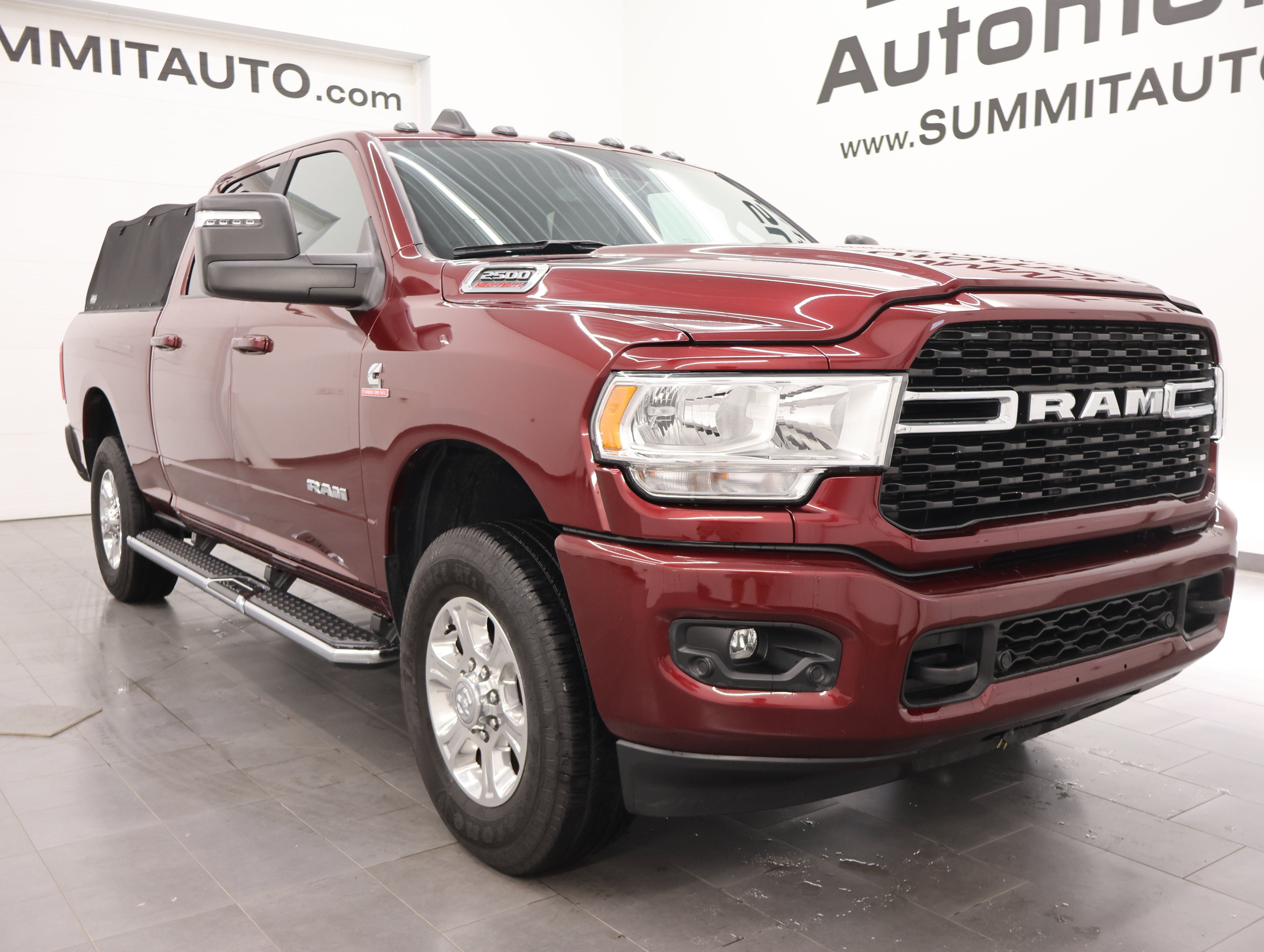 Used 2024 RAM 2500 Big Horn w/ Safety Group AWD/4WD image 2
