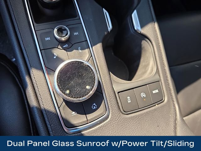 Used 2020 Cadillac XT4 Premium Luxury image 11