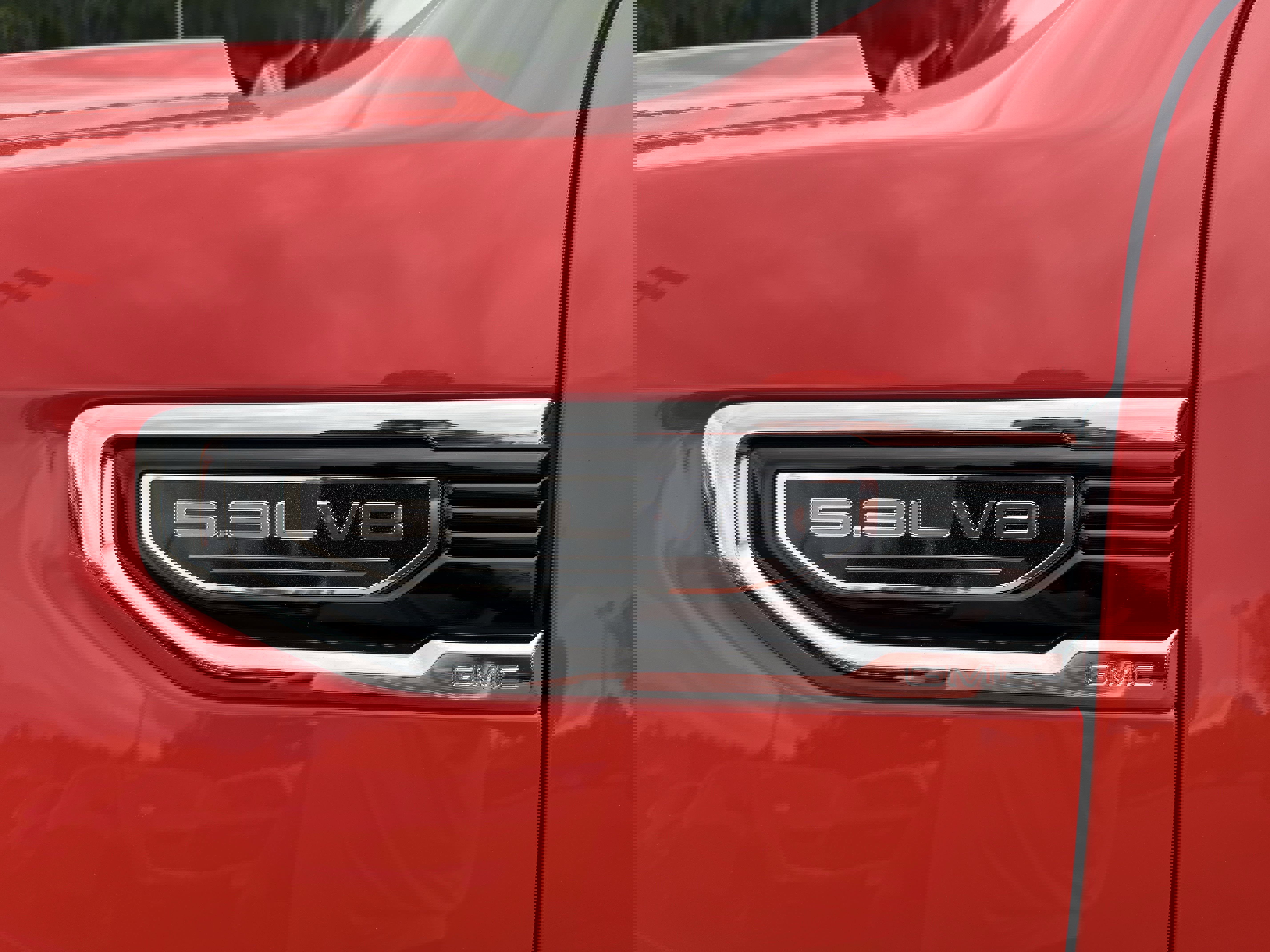 New 2025 GMC Sierra 1500 SLE w/ Preferred Package image 19