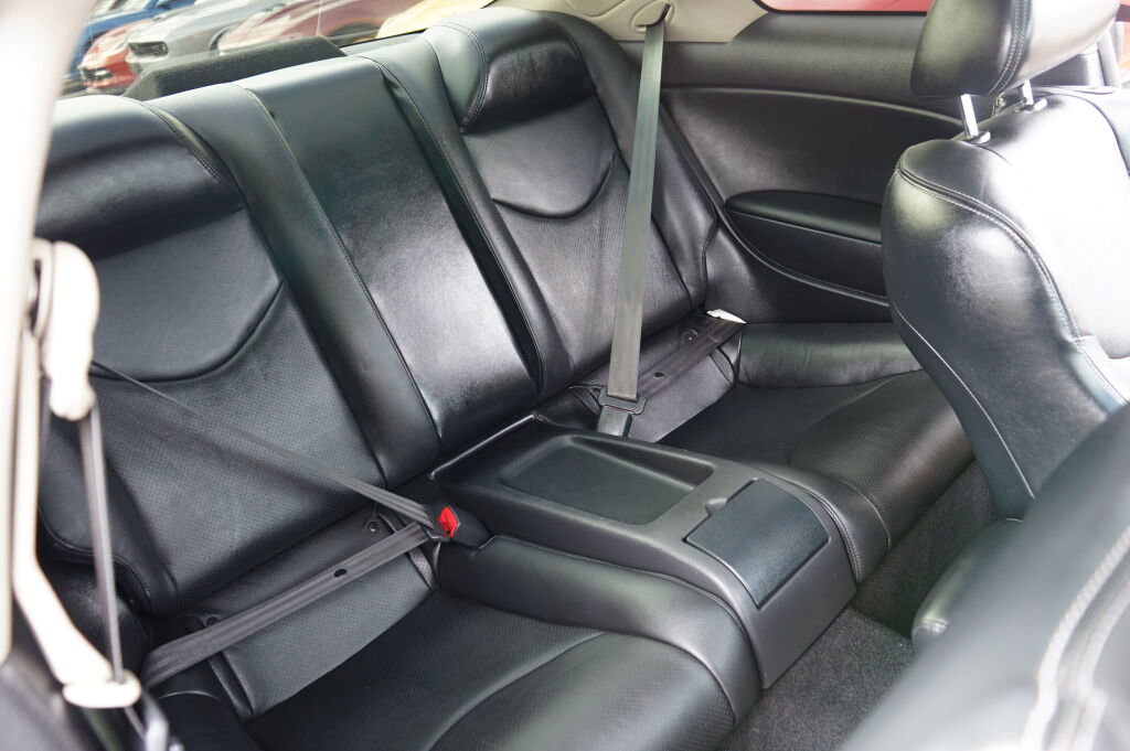 Used 2014 INFINITI Q60 Sport image 17