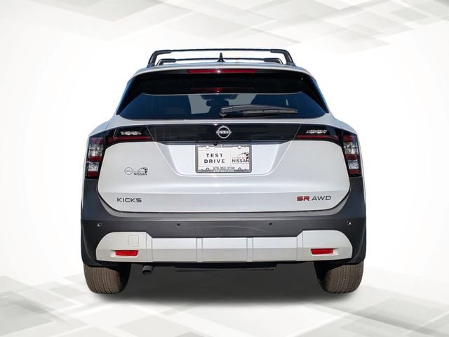 New 2026 Nissan Kicks SR w/ Cold Weather Package image 5
