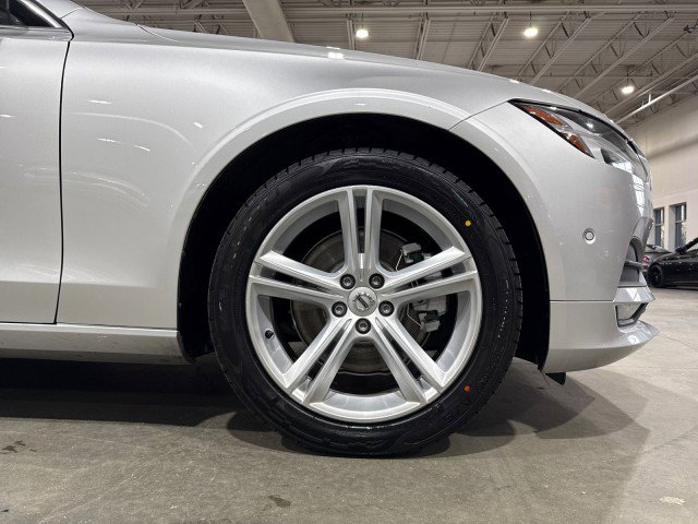 Used 2018 Volvo S90 T5 Momentum w/ Convenience Package image 87