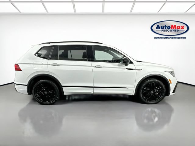 Used 2022 Volkswagen Tiguan SE R-Line AWD/4WD image 10