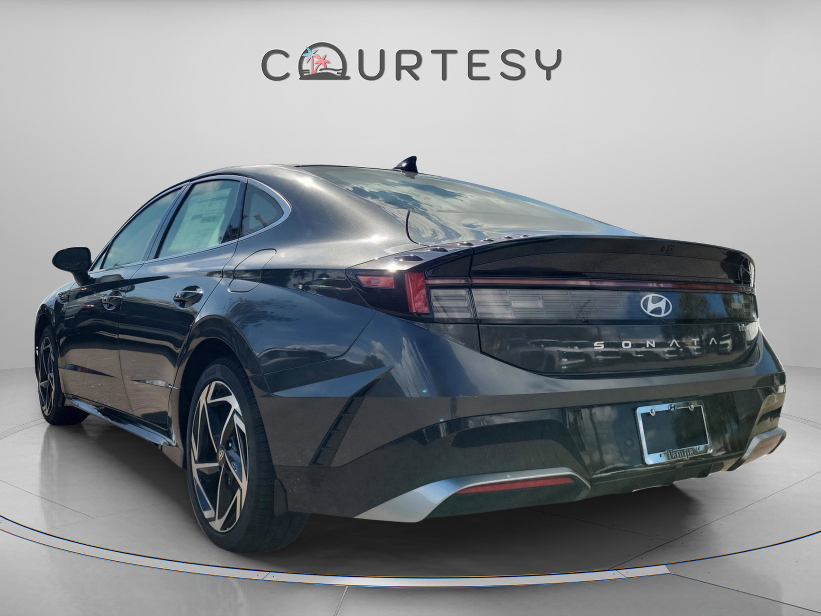 New 2026 Hyundai Sonata SEL image 3