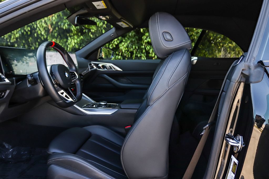 Certified 2025 BMW M440i Convertible w/ Shadowloine Package RWD image 25