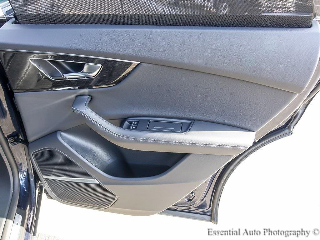 Used 2024 Audi Q8 Prestige image 26