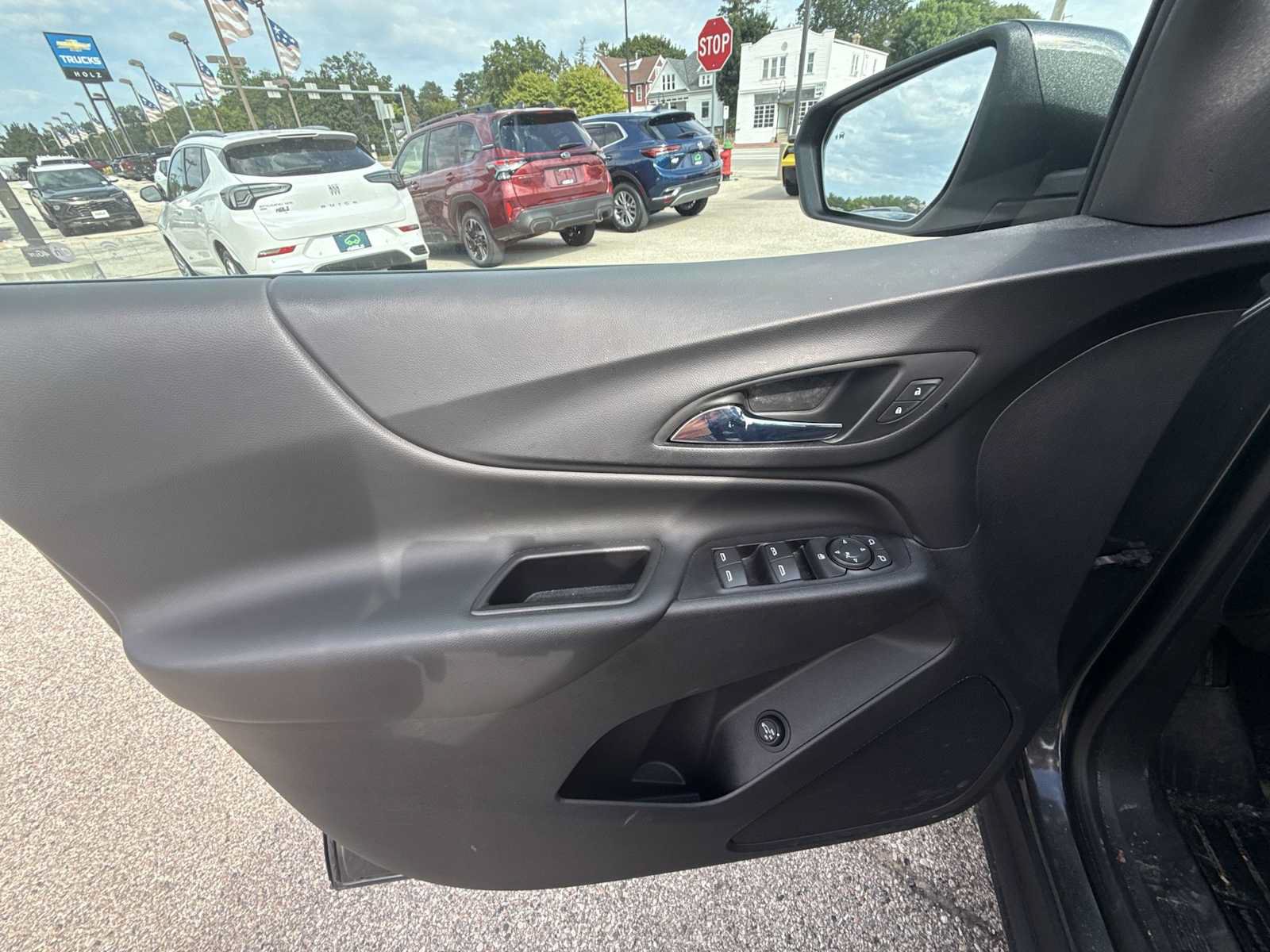 Certified 2018 Chevrolet Equinox LT AWD/4WD image 21