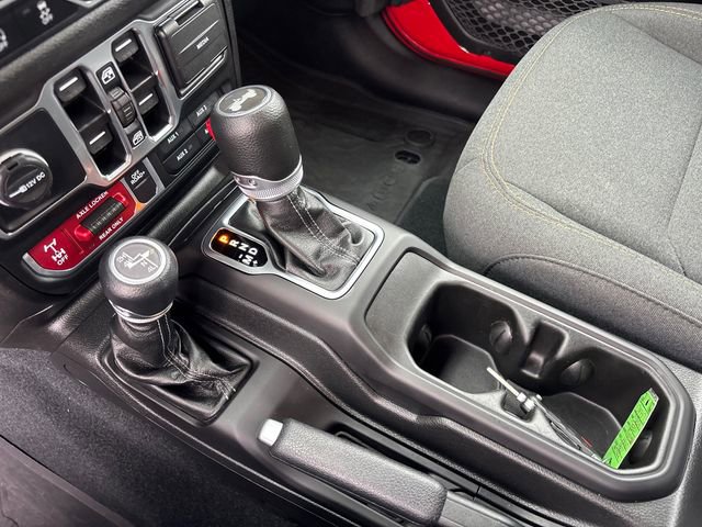 Used 2024 Jeep Wrangler Willys image 24