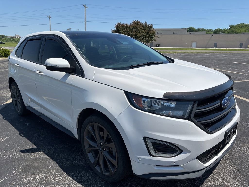 Used 2018 Ford Edge Sport w/ Equipment Group 401A AWD/4WD image 3