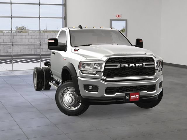 New 2023 RAM 5500 Tradesman AWD/4WD image 8