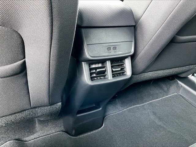 New 2026 Chevrolet Equinox LT FWD image 16