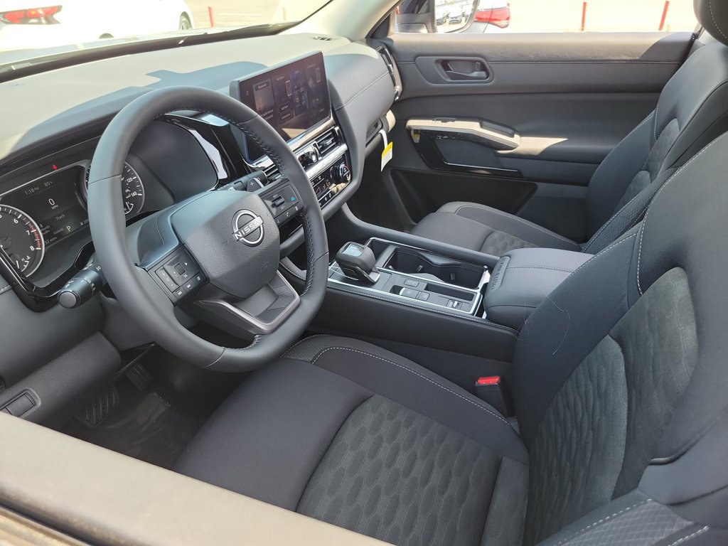 New 2026 Nissan Pathfinder SV FWD image 9