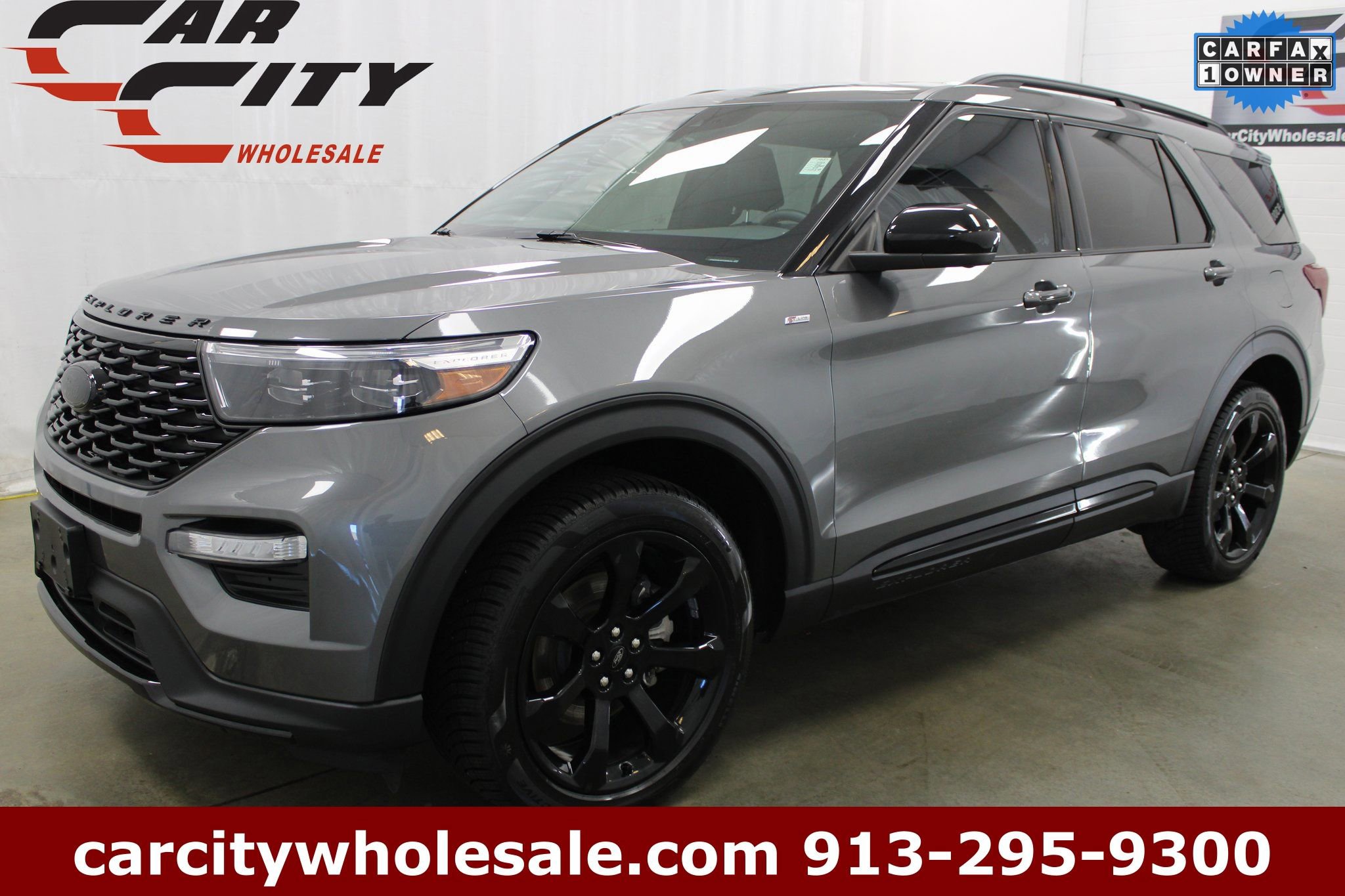 Used 2023 Ford Explorer ST-Line w/ Class IV Trailer Tow Package image 1