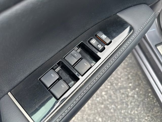 Used 2017 Lexus ES 350 w/ Navigation System Package image 11