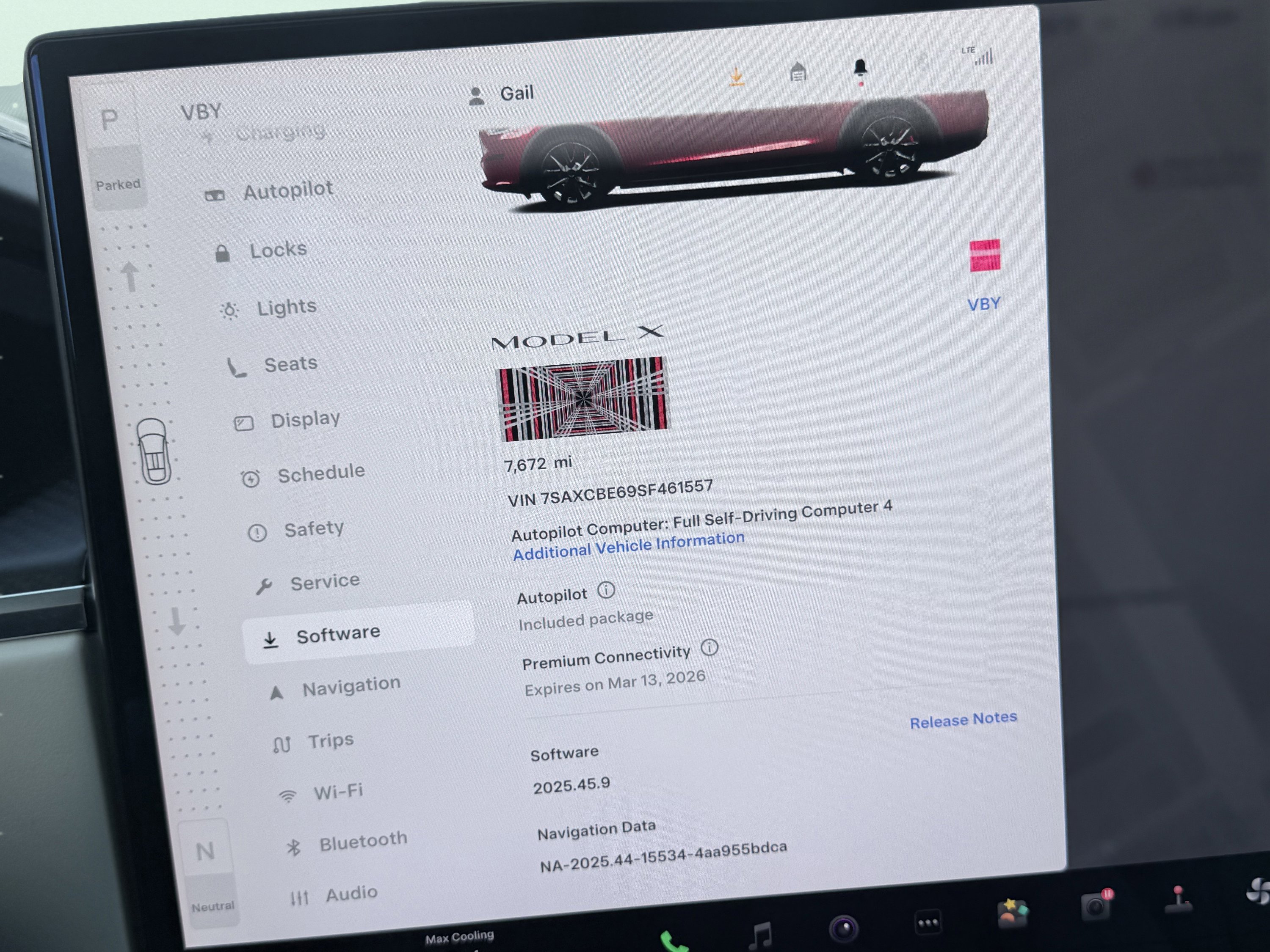 Used 2025 Tesla Model X Plaid image 3