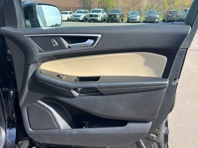 Used 2020 Ford Edge SEL w/ Convenience Package AWD/4WD image 10
