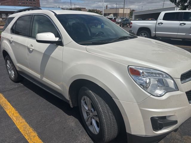 Used 2015 Chevrolet Equinox LT w/ Driver Convenience Package FWD image 2