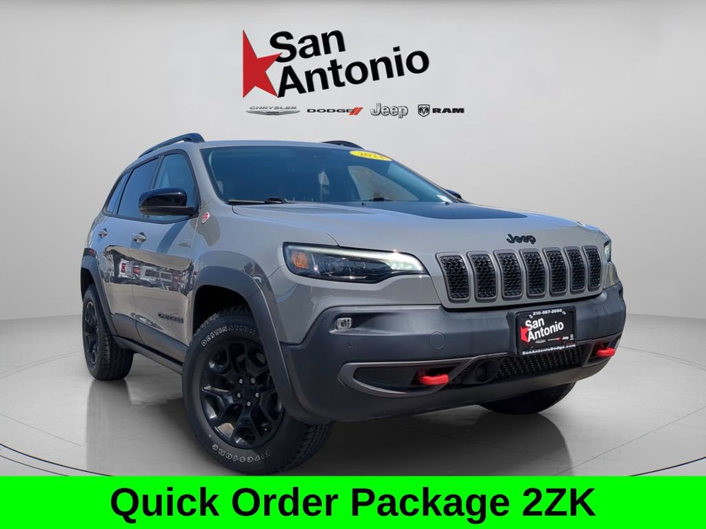 Used 2023 Jeep Cherokee Trailhawk w/ Trailer Tow Group AWD/4WD image 3