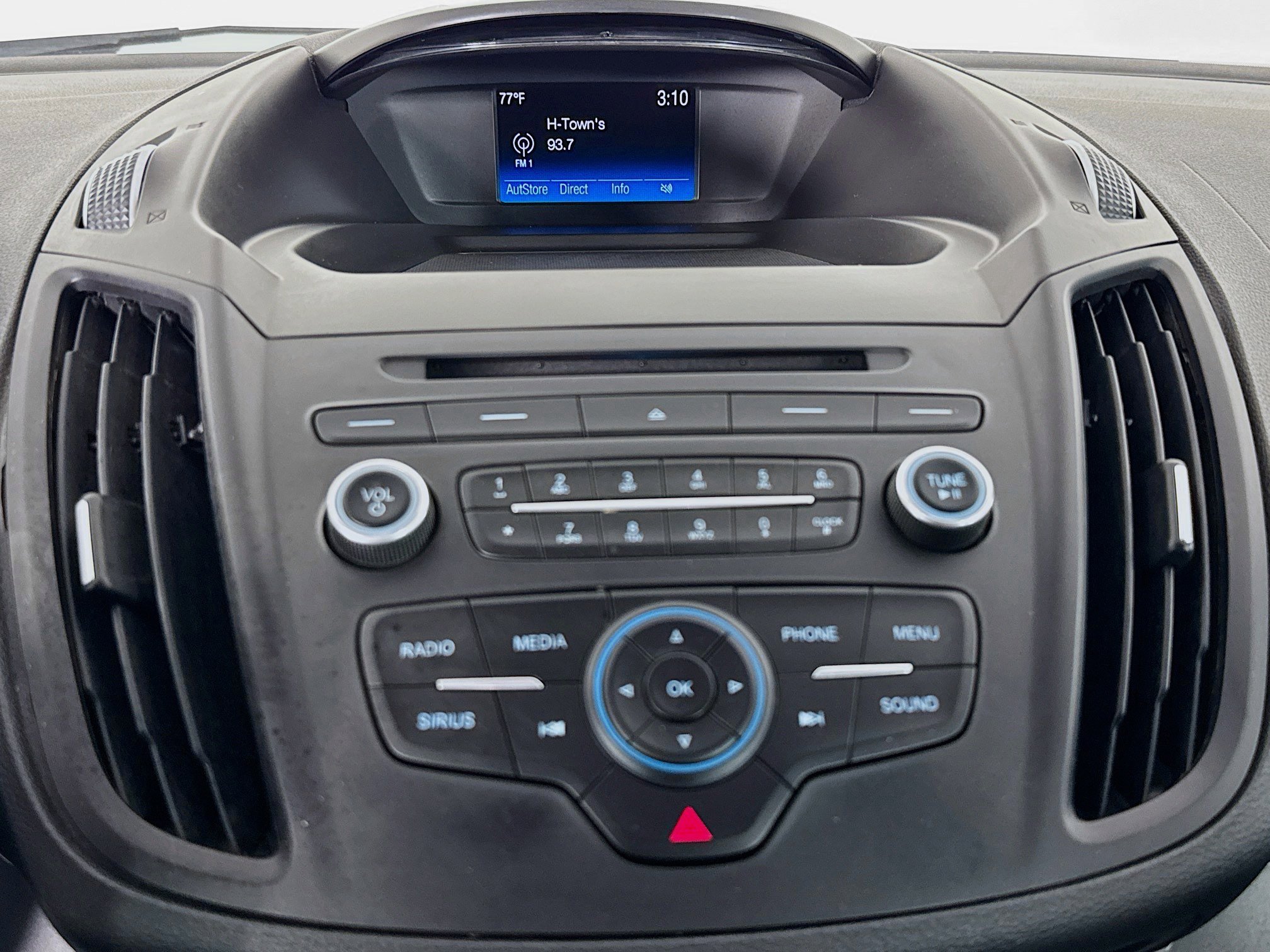 Used 2018 Ford Escape SE FWD image 17