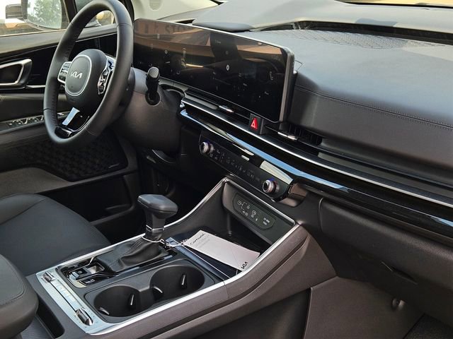 New 2025 Kia Carnival SX Prestige image 8