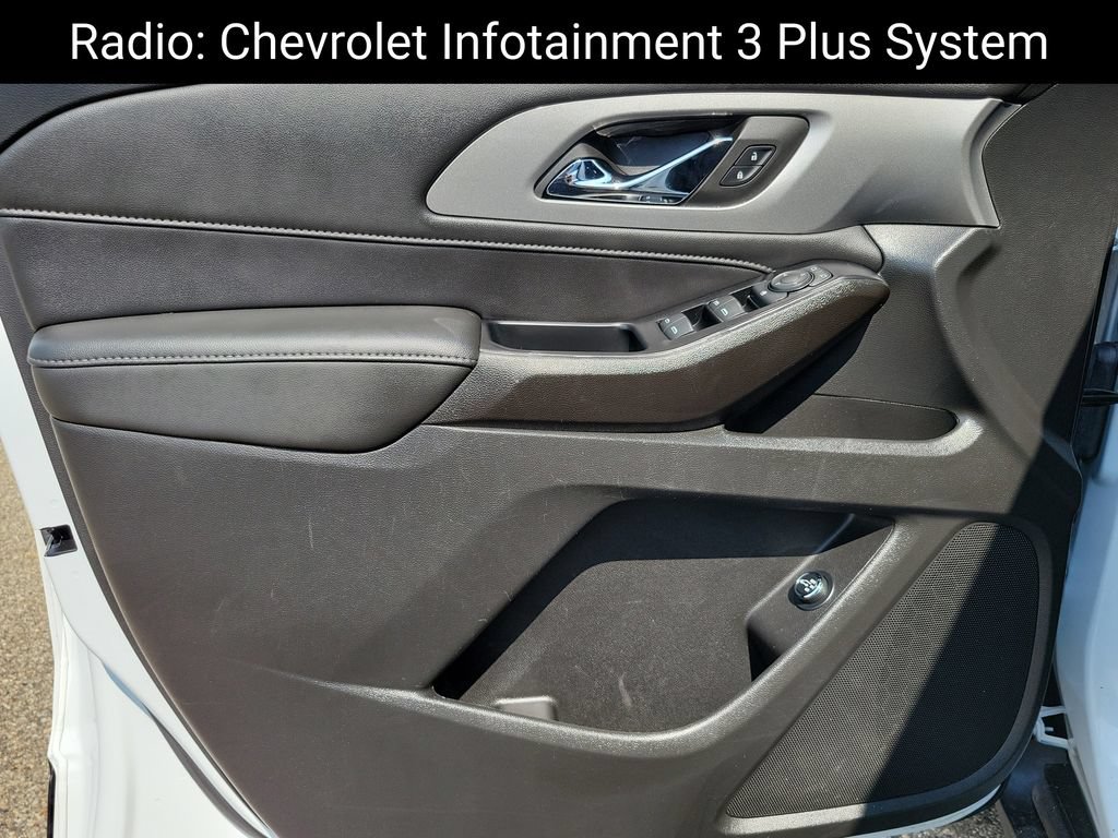 Used 2023 Chevrolet Traverse LT FWD image 11