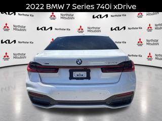 Used 2022 BMW 740i xDrive w/ M Sport Package AWD/4WD image 8